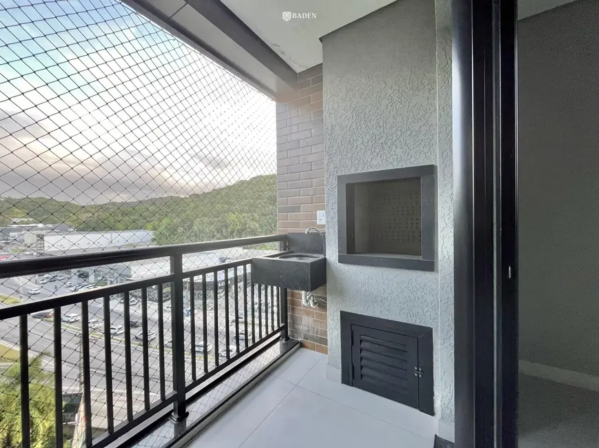 Apartamento com 2 quartos para alugar, 62m2 em Praia dos Amores, Balneario Camboriu - SC - imagem 5 Foto 5 de Apartamento com 2 quartos para alugar, 62m2 em Praia dos Amores, Balneario Camboriu - SC