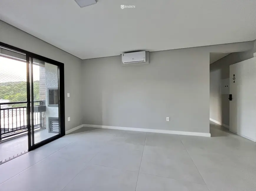 Apartamento com 2 quartos para alugar, 62m2 em Praia dos Amores, Balneario Camboriu - SC - imagem 9 Foto 9 de Apartamento com 2 quartos para alugar, 62m2 em Praia dos Amores, Balneario Camboriu - SC