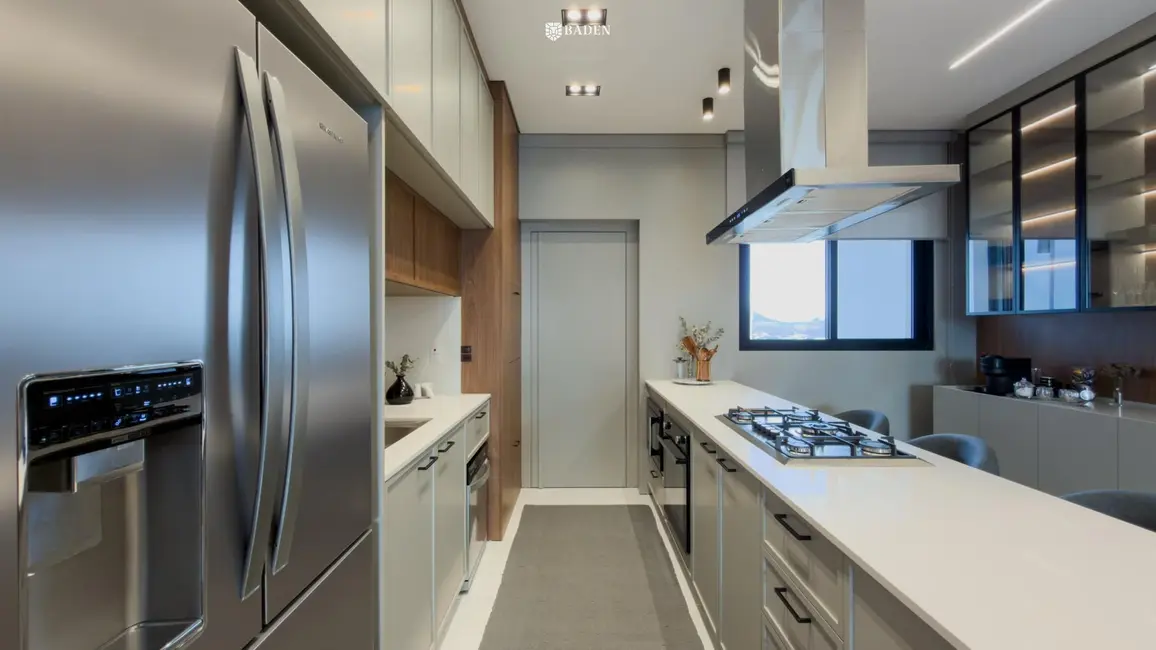 Apartamento com 3 quartos à venda, 134m2 em Centro, Balneario Camboriu - SC - imagem 9 Foto 9 de Apartamento com 3 quartos à venda, 134m2 em Centro, Balneario Camboriu - SC