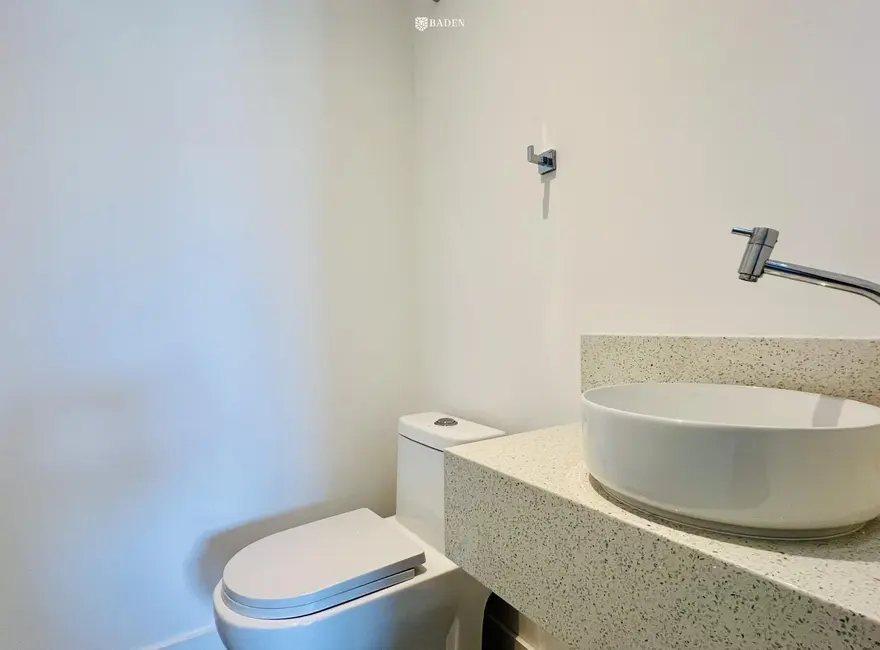 Apartamento com 2 quartos para alugar, 88m2 em Itajai - SC - imagem 3 Foto 3 de Apartamento com 2 quartos para alugar, 88m2 em Itajai - SC