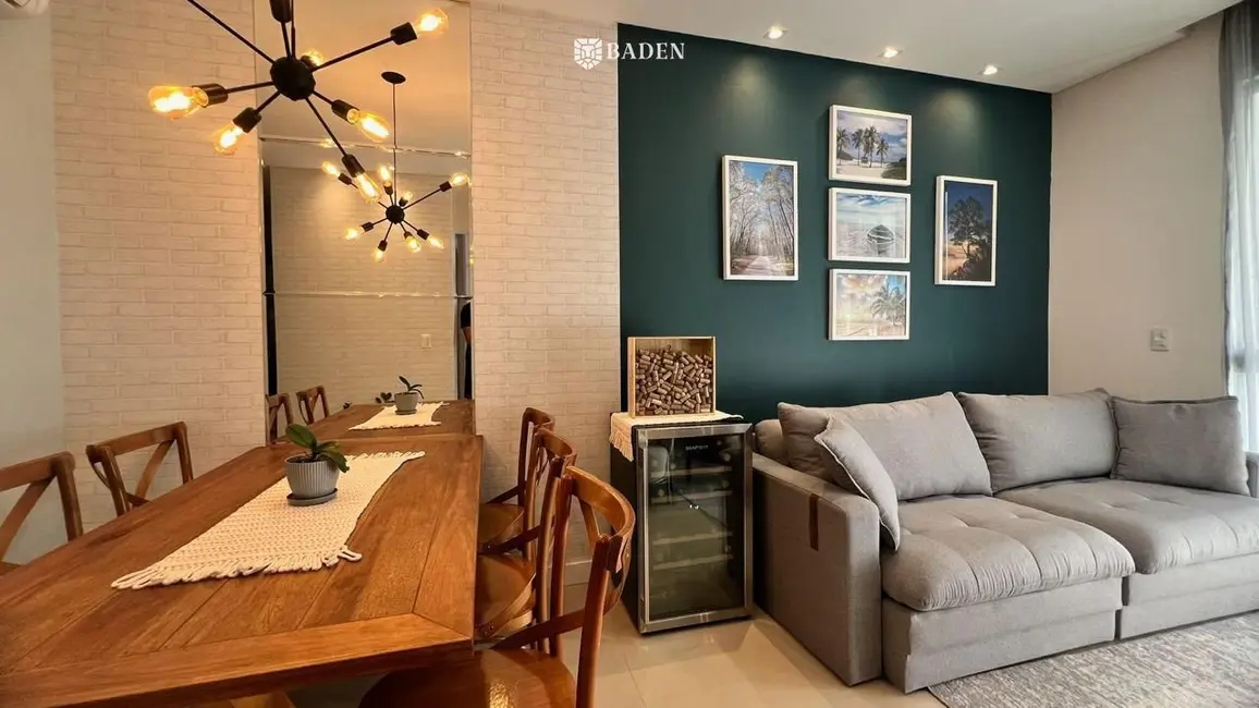 Foto 3 de Apartamento com 2 quartos à venda, 62m2 em Nações, Balneario Camboriu - SC