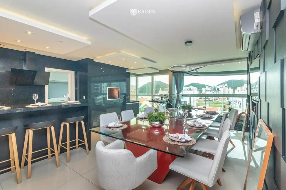 Foto 9 de Apartamento com 3 quartos à venda, 200m2 em Itajai - SC