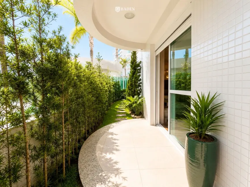 Apartamento com 3 quartos à venda, 320m2 em Itajai - SC - imagem 2 Foto 2 de Apartamento com 3 quartos à venda, 320m2 em Itajai - SC