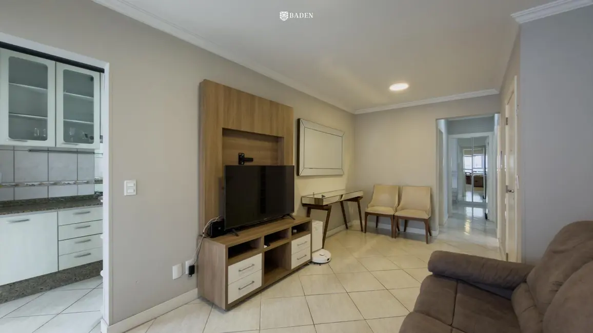 Apartamento com 3 quartos à venda, 100m2 em Centro, Balneario Camboriu - SC - imagem 9 Foto 9 de Apartamento com 3 quartos à venda, 100m2 em Centro, Balneario Camboriu - SC