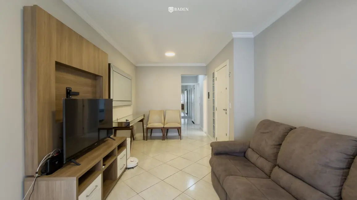 Apartamento com 3 quartos à venda, 100m2 em Centro, Balneario Camboriu - SC - imagem 2 Foto 2 de Apartamento com 3 quartos à venda, 100m2 em Centro, Balneario Camboriu - SC