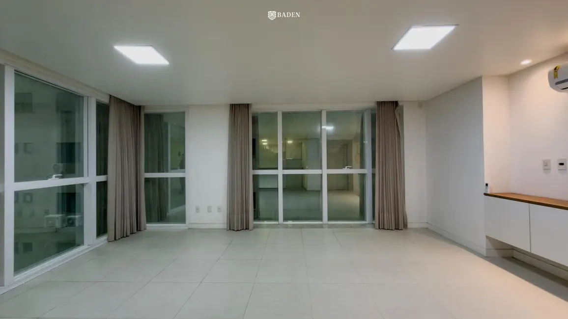 Foto 8 de Apartamento com 3 quartos à venda, 138m2 em Balneario Camboriu - SC