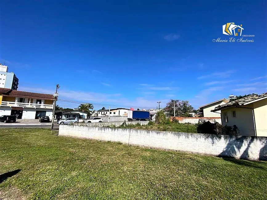 Foto 3 de Casa com 3 quartos à venda, 399m2 em Próspera, Criciuma - SC