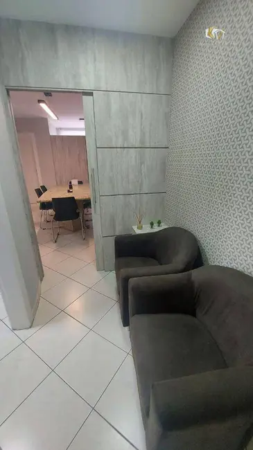 Foto 4 de Sala Comercial à venda, 30m2 em Centro, Criciuma - SC