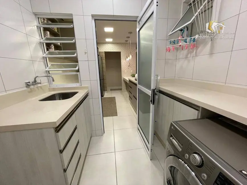 Apartamento com 3 quartos à venda, 154m2 em Centro, Criciuma - SC - imagem 6 Foto 6 de Apartamento com 3 quartos à venda, 154m2 em Centro, Criciuma - SC