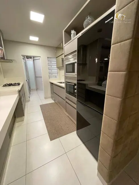 Apartamento com 3 quartos à venda, 154m2 em Centro, Criciuma - SC - imagem 5 Foto 5 de Apartamento com 3 quartos à venda, 154m2 em Centro, Criciuma - SC