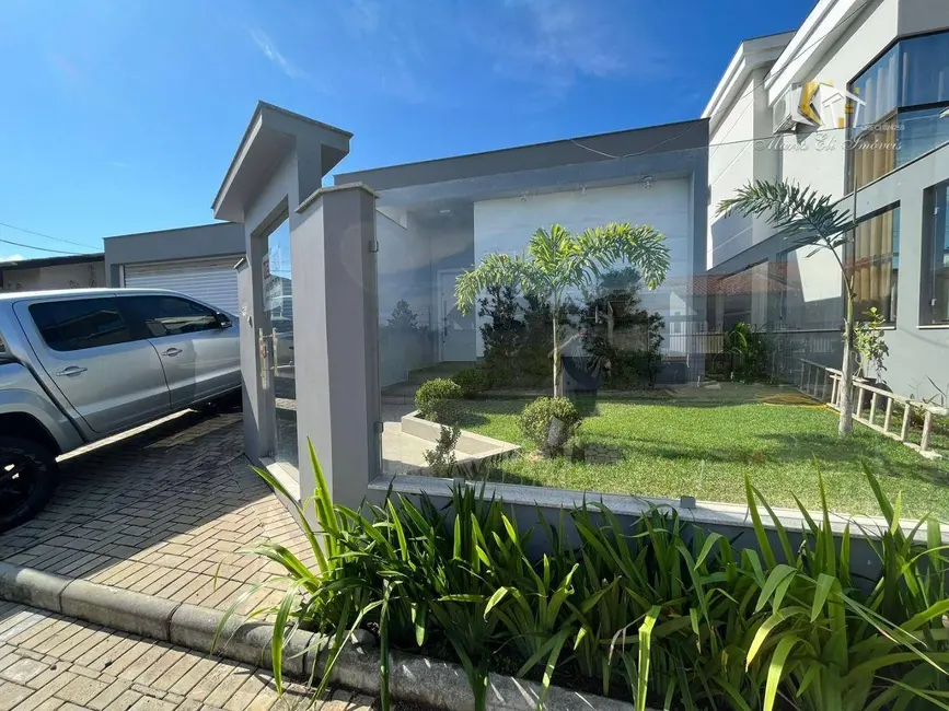 Casa com 3 quartos à venda, 238m2 em Pinheirinho, Criciuma - SC - imagem 5 Foto 5 de Casa com 3 quartos à venda, 238m2 em Pinheirinho, Criciuma - SC