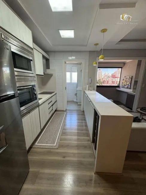 Foto 2 de Apartamento com 2 quartos para alugar, 107m2 em Comerciário, Criciuma - SC