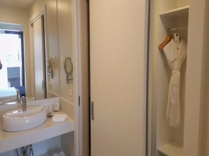 Loft / Flat com 1 quarto à venda, 37m2 em Itaim Bibi, São Paulo - SP - imagem 4 Foto 4 de Loft / Flat com 1 quarto à venda, 37m2 em Itaim Bibi, São Paulo - SP