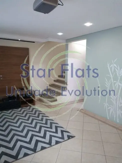 Foto 3 de Casa com 3 quartos para alugar, 150m2 em Vila Gumercindo, São Paulo - SP