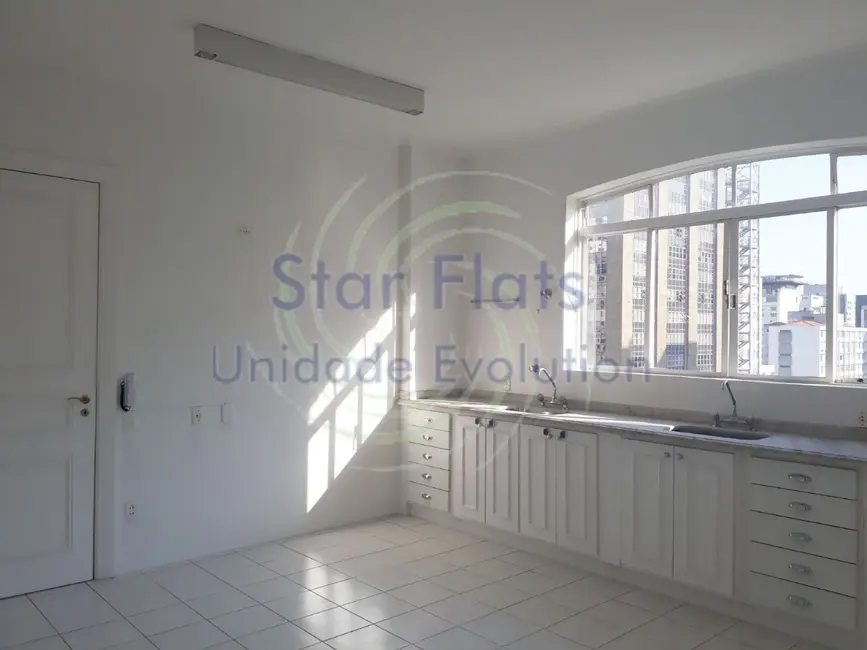 Foto 6 de Apartamento com 2 quartos para alugar, 203m2 em Cerqueira César, São Paulo - SP