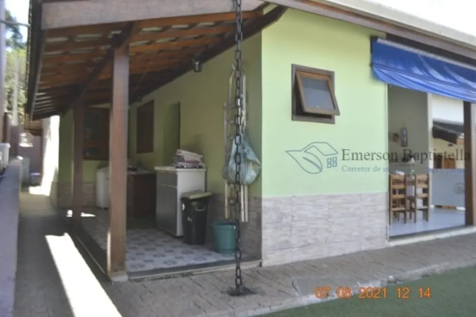 Foto 5 de Chácara com 3 quartos à venda, 255m2 em Jardim Leonor, Itatiba - SP