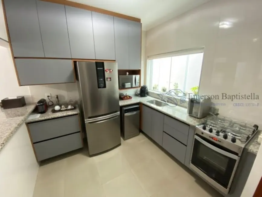 Foto 2 de Casa com 3 quartos à venda, 185m2 em Itatiba - SP