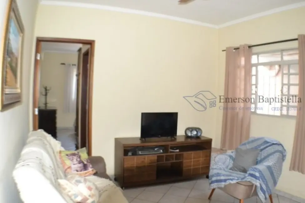 Foto 1 de Casa com 2 quartos à venda, 100m2 em Jardim México, Itatiba - SP