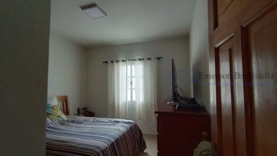 Foto 8 de Casa com 2 quartos à venda, 168m2 em Loteamento Rei de Ouro, Itatiba - SP