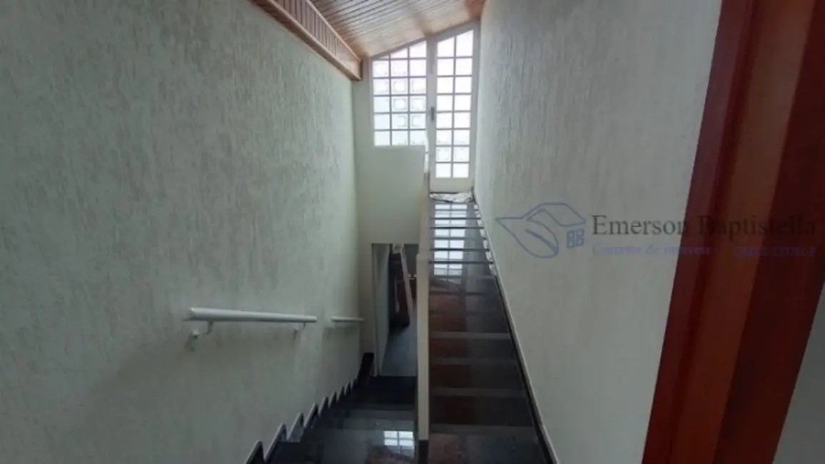 Foto 5 de Casa com 2 quartos à venda, 168m2 em Loteamento Rei de Ouro, Itatiba - SP