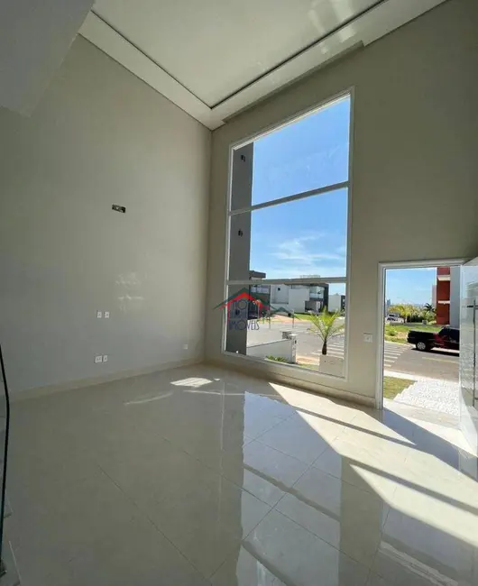 Foto 3 de Sobrado com 3 quartos à venda, 337m2 em Jardim Esplanada, Indaiatuba - SP