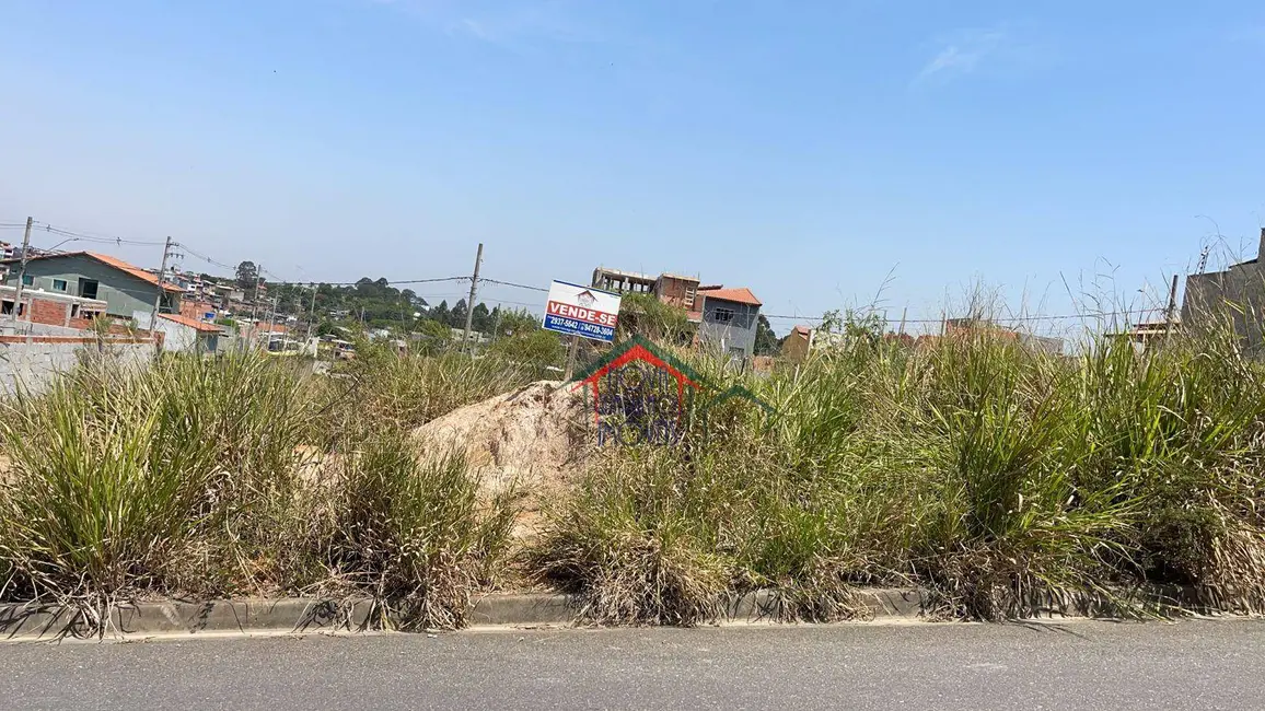 Foto 1 de Terreno / Lote à venda, 140m2 em Cidade Soberana, Guarulhos - SP