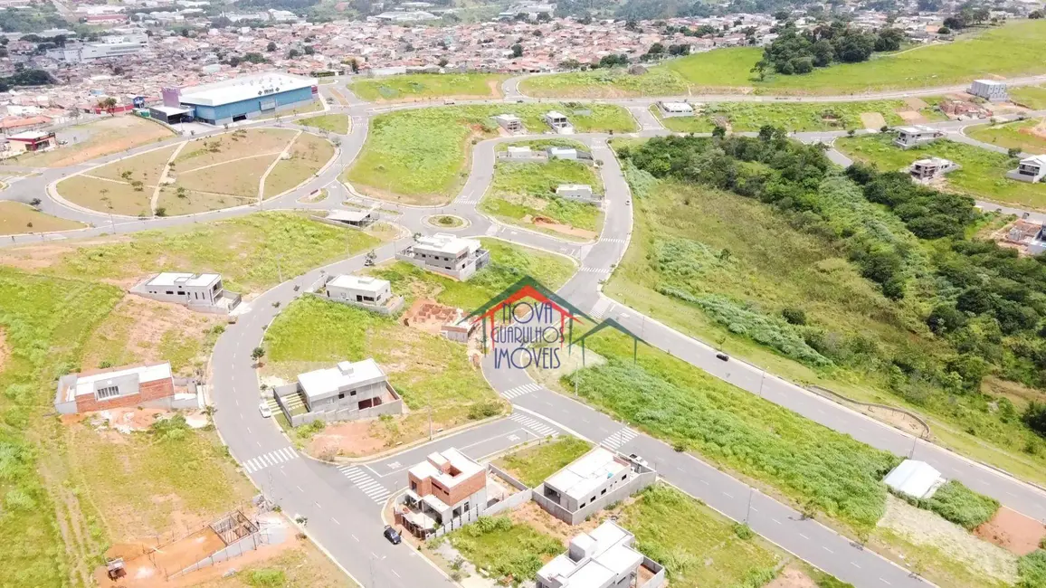 Foto 1 de Terreno / Lote à venda, 250m2 em Braganca Paulista - SP
