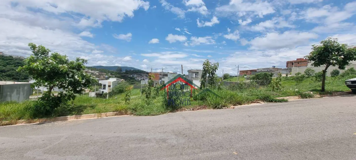 Foto 1 de Terreno / Lote à venda, 140m2 em Mairipora - SP