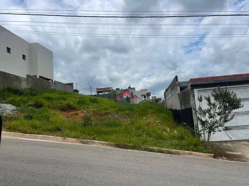 Foto 1 de Terreno / Lote à venda, 140m2 em Mairipora - SP