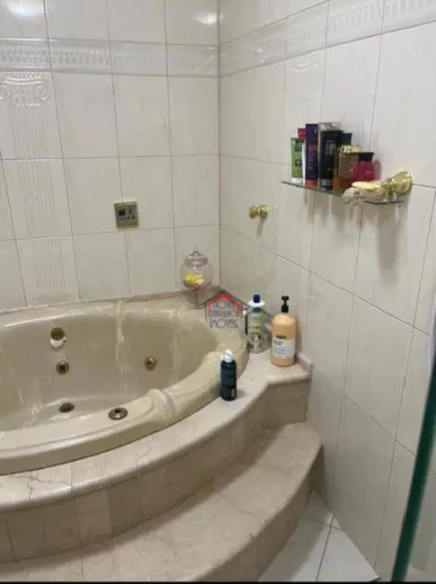 Foto 8 de Sobrado com 3 quartos à venda, 360m2 em Vila Rosália, Guarulhos - SP