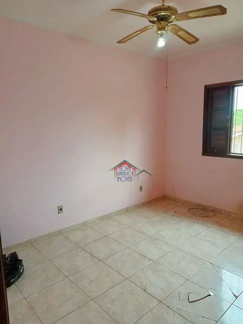 Sobrado com 3 quartos à venda, 219m2 em Jardim São Judas Tadeu, Guarulhos - SP - imagem 4 Foto 4 de Sobrado com 3 quartos à venda, 219m2 em Jardim São Judas Tadeu, Guarulhos - SP