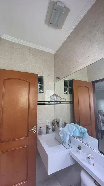 Foto 7 de Sobrado com 3 quartos à venda, 198m2 em Jardim São Judas Tadeu, Guarulhos - SP
