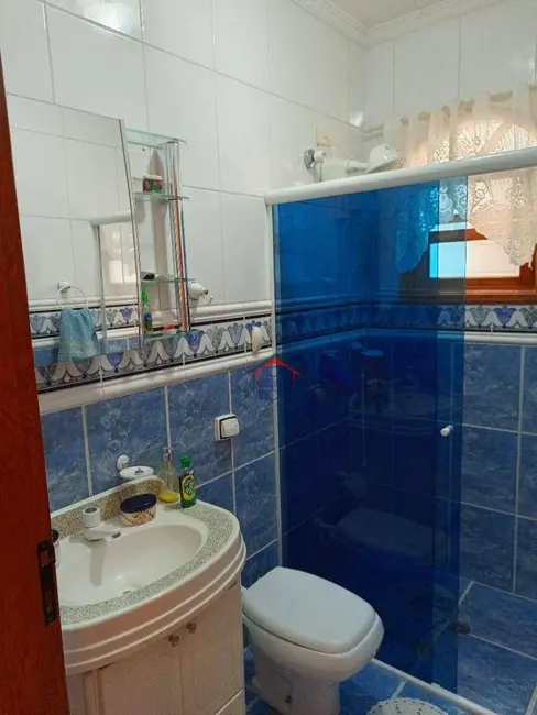 Foto 8 de Sobrado com 4 quartos à venda, 246m2 em Vila Galvão, Guarulhos - SP