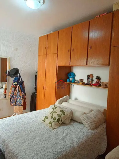 Foto 6 de Sobrado com 4 quartos à venda, 246m2 em Vila Galvão, Guarulhos - SP