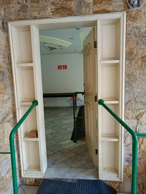 Casa com 6 quartos para alugar, 300m2 em Vila Rosália, Guarulhos - SP - imagem 5 Foto 5 de Casa com 6 quartos para alugar, 300m2 em Vila Rosália, Guarulhos - SP