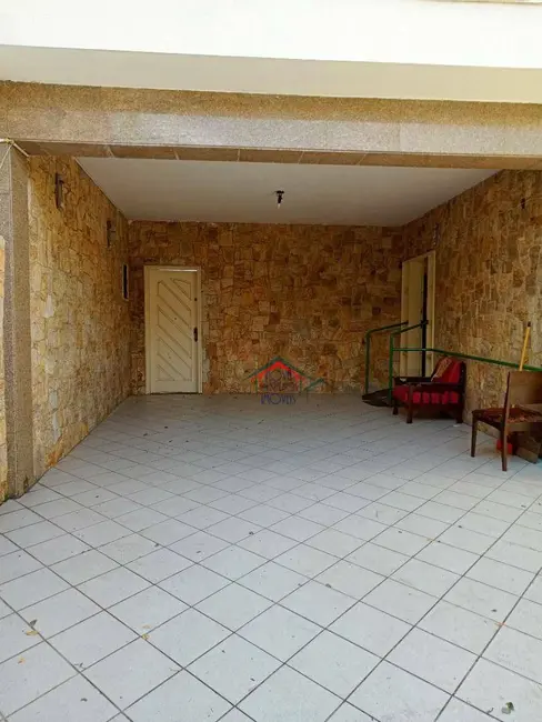 Casa com 6 quartos para alugar, 300m2 em Vila Rosália, Guarulhos - SP - imagem 3 Foto 3 de Casa com 6 quartos para alugar, 300m2 em Vila Rosália, Guarulhos - SP