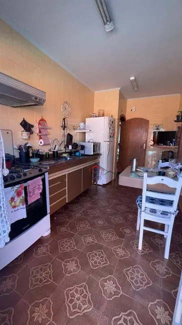 Foto 4 de Sobrado com 3 quartos à venda, 294m2 em Vila Rosália, Guarulhos - SP