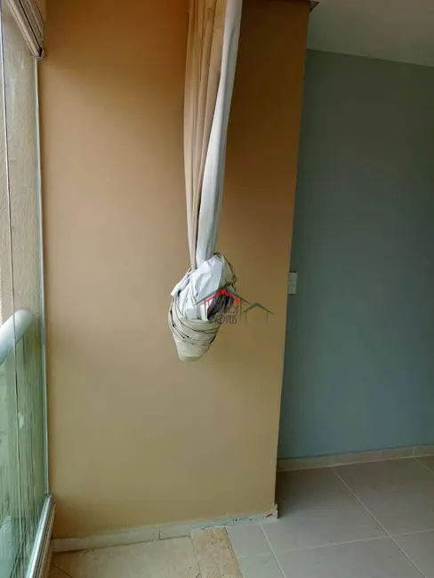 Foto 13 de Apartamento à venda em Vila Galvão, Guarulhos - SP