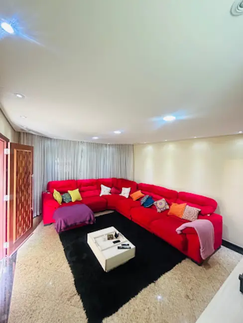 Sobrado com 3 quartos à venda, 150m2 em Vila Rosália, Guarulhos - SP - imagem 5 Foto 5 de Sobrado com 3 quartos à venda, 150m2 em Vila Rosália, Guarulhos - SP