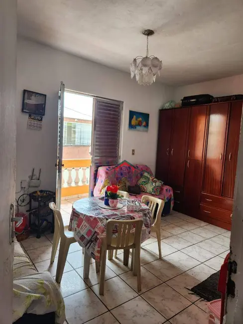 Sobrado com 6 quartos à venda, 125m2 em Jardim Guaracy, Guarulhos - SP - imagem 7 Foto 7 de Sobrado com 6 quartos à venda, 125m2 em Jardim Guaracy, Guarulhos - SP