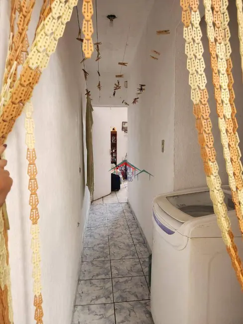 Sobrado com 6 quartos à venda, 125m2 em Jardim Guaracy, Guarulhos - SP - imagem 8 Foto 8 de Sobrado com 6 quartos à venda, 125m2 em Jardim Guaracy, Guarulhos - SP