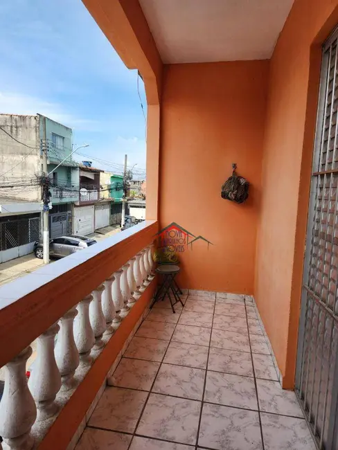 Sobrado com 6 quartos à venda, 125m2 em Jardim Guaracy, Guarulhos - SP - imagem 4 Foto 4 de Sobrado com 6 quartos à venda, 125m2 em Jardim Guaracy, Guarulhos - SP