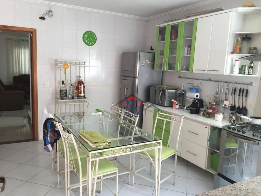 Foto 4 de Sobrado com 2 quartos à venda, 210m2 em Vila Galvão, Guarulhos - SP