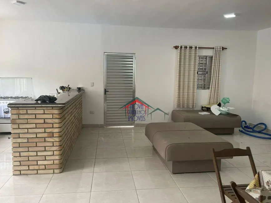 Chácara com 4 quartos à venda, 500m2 em Mogi Das Cruzes - SP - imagem 5 Foto 5 de Chácara com 4 quartos à venda, 500m2 em Mogi Das Cruzes - SP