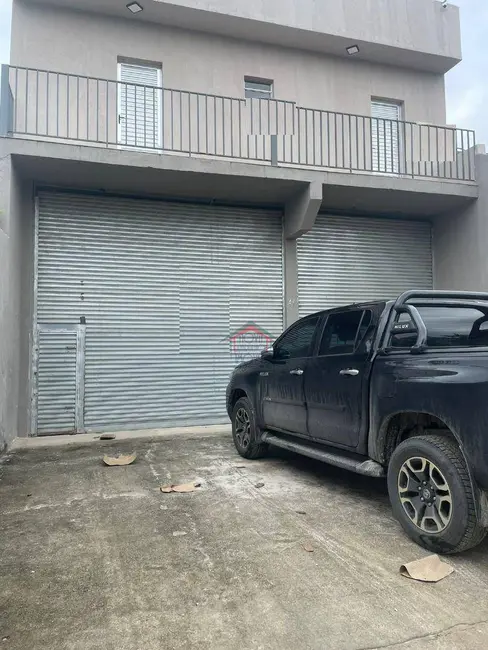 Chácara com 4 quartos à venda, 500m2 em Mogi Das Cruzes - SP - imagem 1 Foto 1 de Chácara com 4 quartos à venda, 500m2 em Mogi Das Cruzes - SP