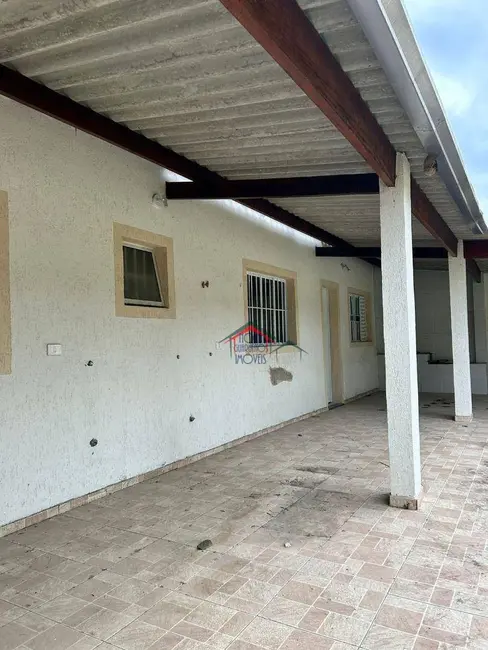 Casa com 2 quartos à venda, 372m2 em Centro, Caraguatatuba - SP - imagem 4 Foto 4 de Casa com 2 quartos à venda, 372m2 em Centro, Caraguatatuba - SP
