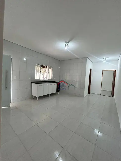 Casa com 2 quartos à venda, 372m2 em Centro, Caraguatatuba - SP - imagem 8 Foto 8 de Casa com 2 quartos à venda, 372m2 em Centro, Caraguatatuba - SP