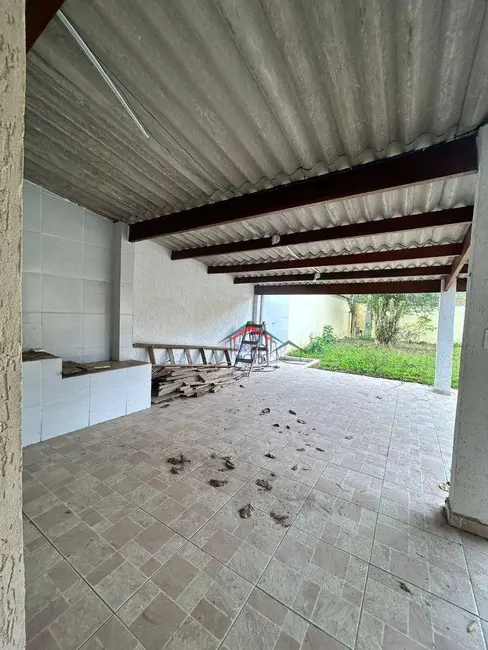 Casa com 2 quartos à venda, 372m2 em Centro, Caraguatatuba - SP - imagem 2 Foto 2 de Casa com 2 quartos à venda, 372m2 em Centro, Caraguatatuba - SP