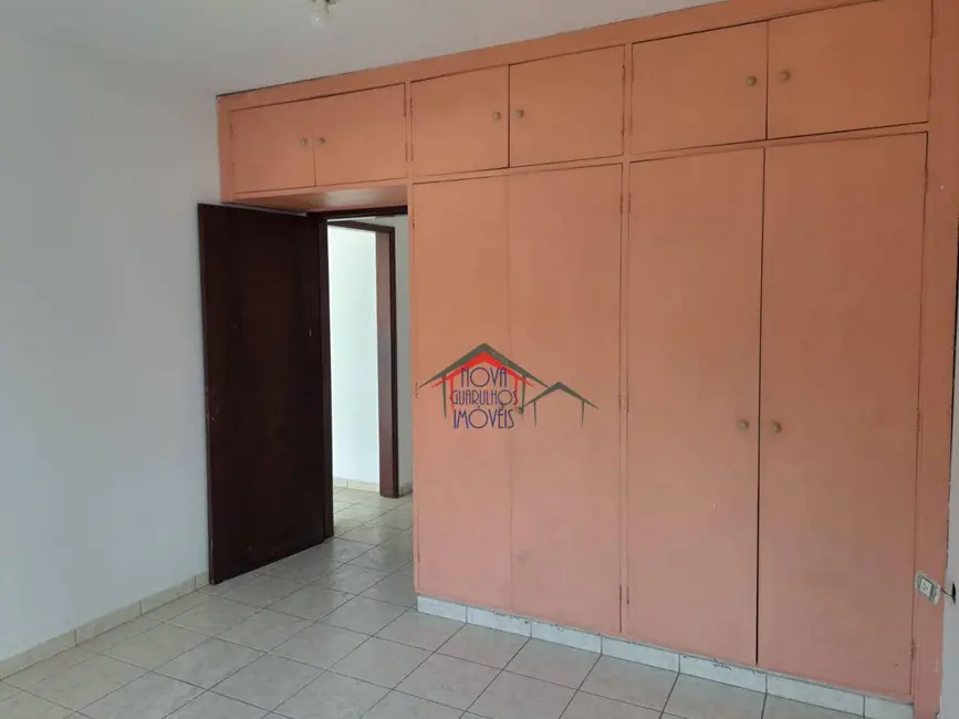 Foto 6 de Casa com 5 quartos à venda, 250m2 em Jardim Santa Mena, Guarulhos - SP