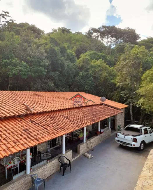 Foto 1 de Chácara com 2 quartos à venda, 555m2 em Nazare Paulista - SP